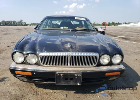 1979 Jaguar Vandenplas из США, поврежденный, VIN SAJKX6747TC764559